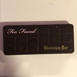 Too Faced chocolate bar pallet